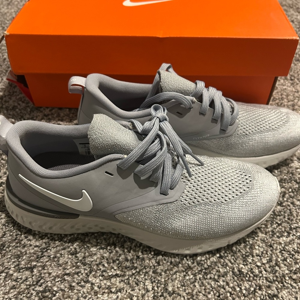 NEW W Nike Odyssey React 2 Flyknit Shoes - 6